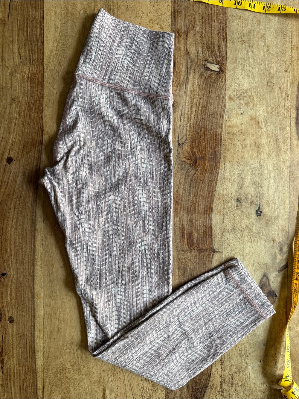 lululemon Wonder Under size 6 Pink Heathered High-Rise Leggings